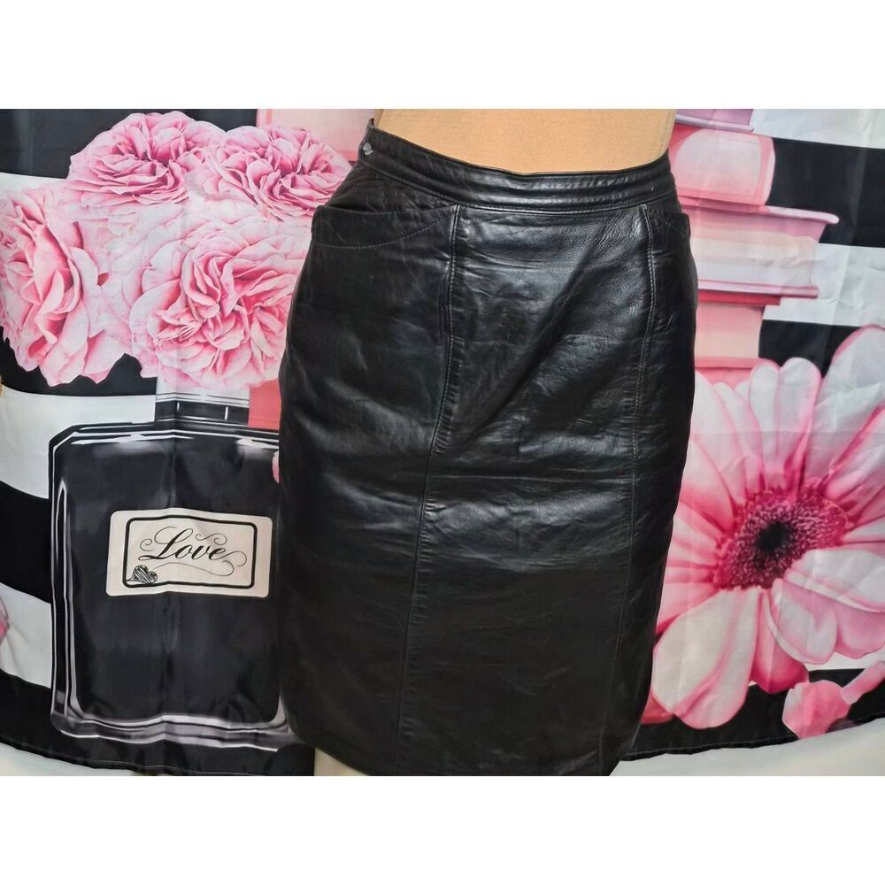 Leathers by Tibor skirt
